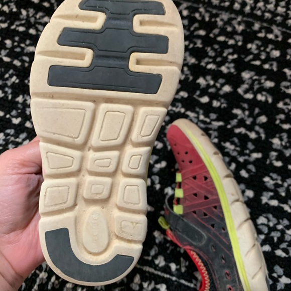 2 Pairs of Phibians—made2play - Picture 3 of 5